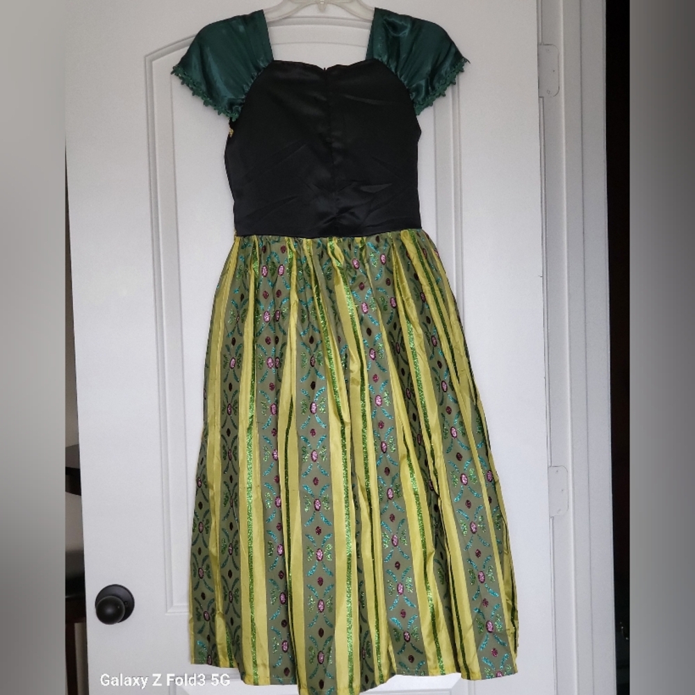 ♥️NWT♥️ TRISH SCULLY PLATINUM COLLECTION GIRLS COSTUME - Picture 2 of 13